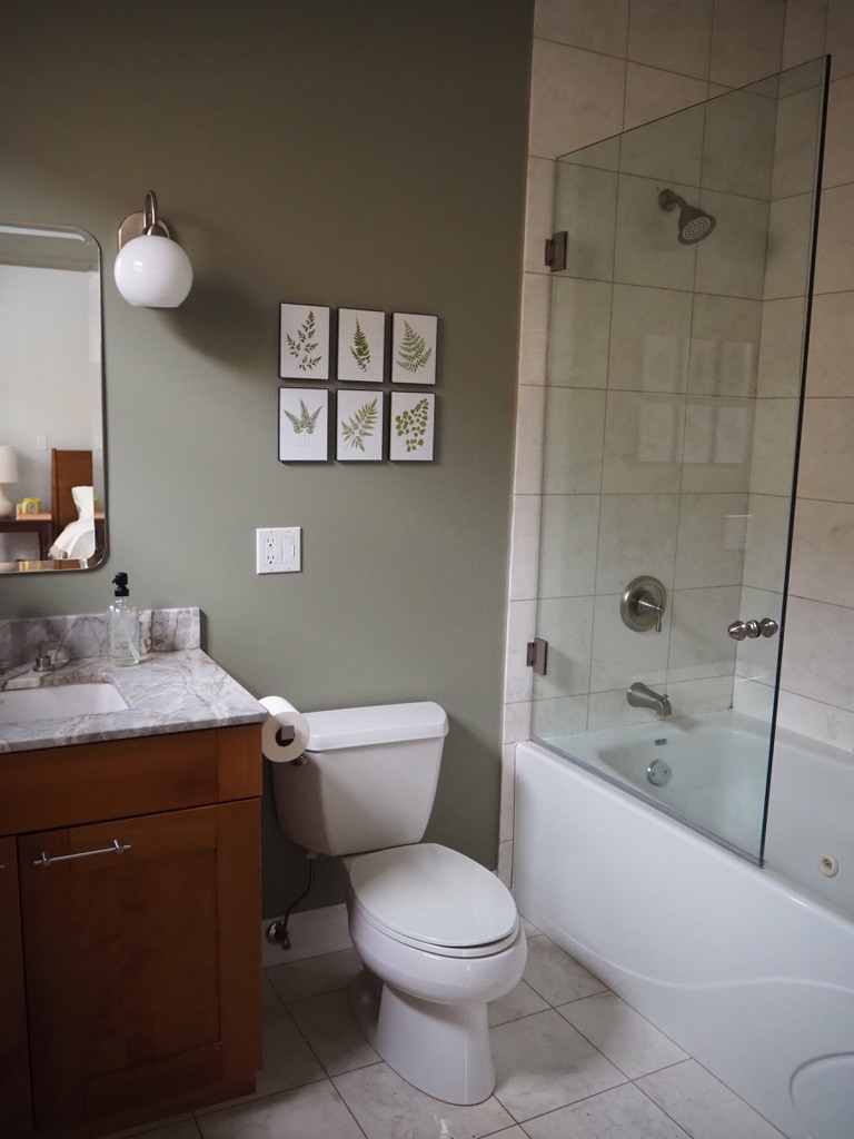 Benjamin moore | SCISSORS & SAGE