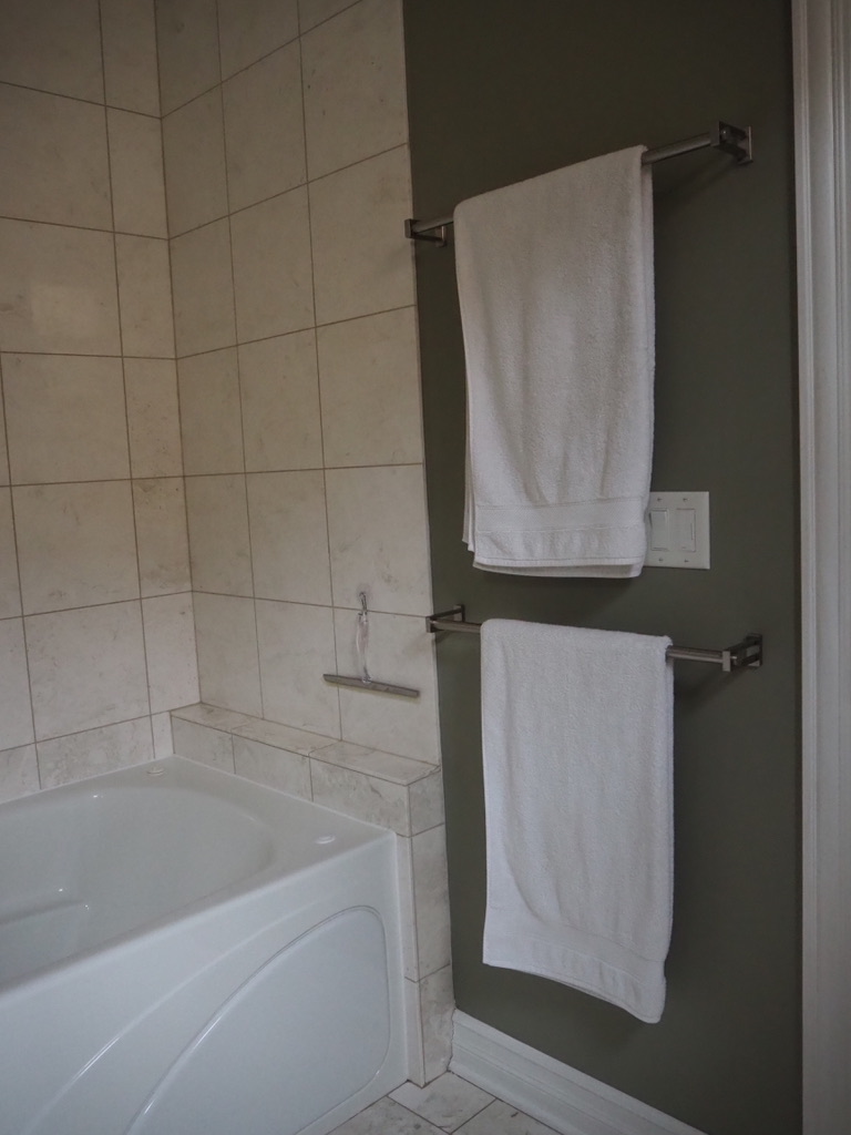 Benjamin moore | SCISSORS & SAGE